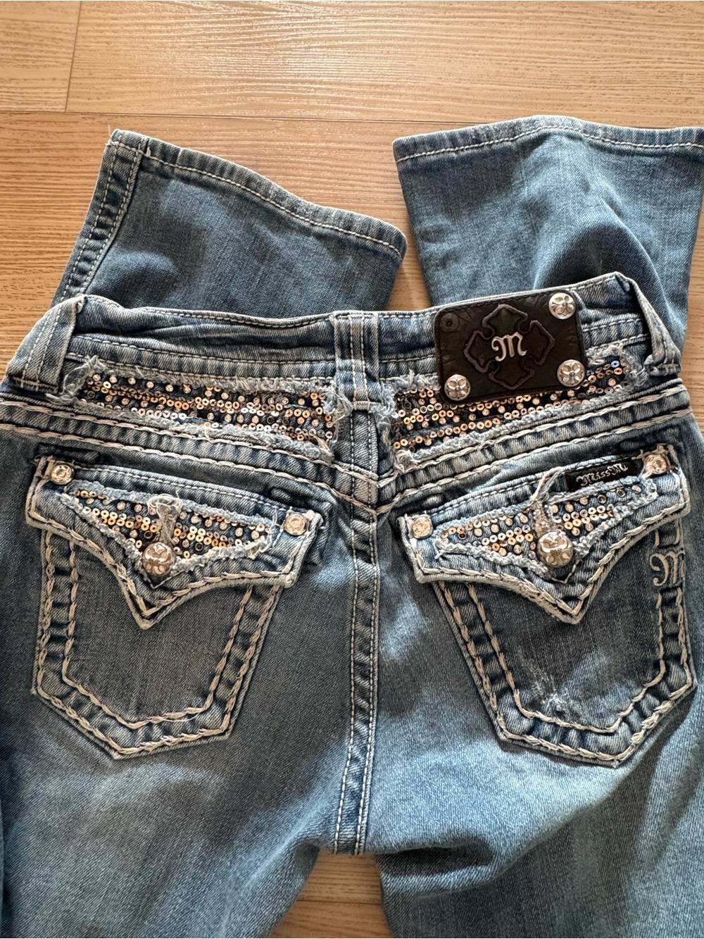 Miss Me Easy Boot Jeans Size 26 JE6067ER Bling Sequin Rhinestone Flap Pocket